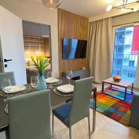 Ferienwohnung Grey House + Free Parking Breslau Exterior foto
