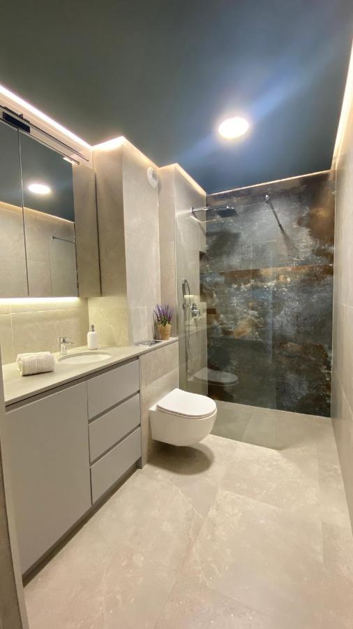 Ferienwohnung Grey House + Free Parking Breslau Exterior foto