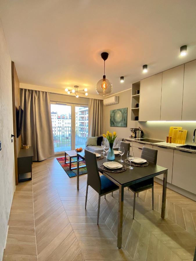 Ferienwohnung Grey House + Free Parking Breslau Exterior foto